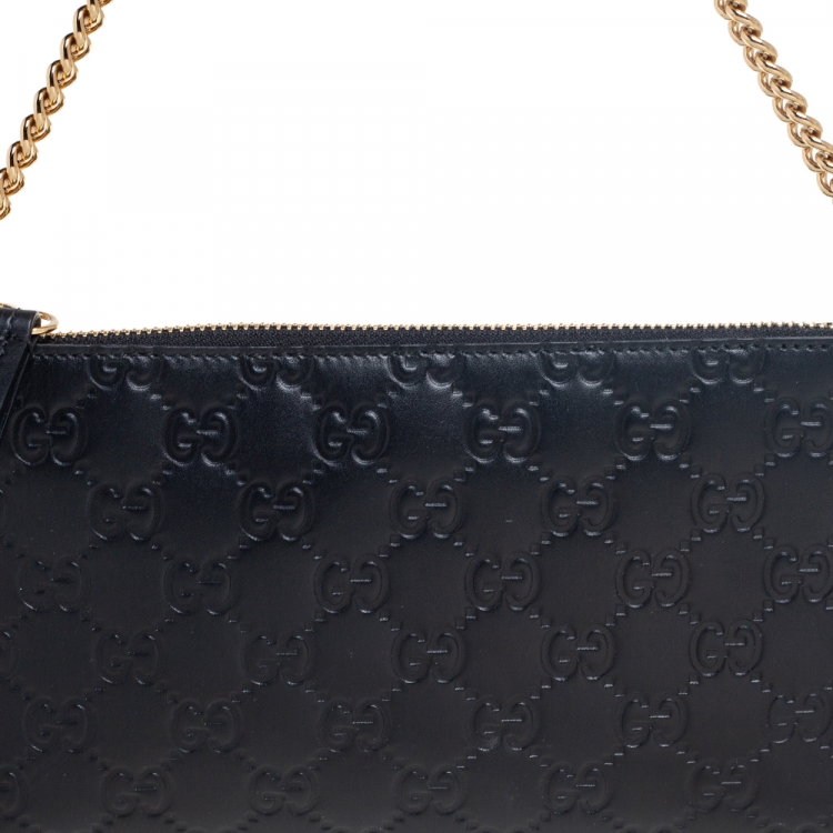 مملوكة مسبقًا Gucci Black Guccissima Leather Wristlet Zip Chain Clutch