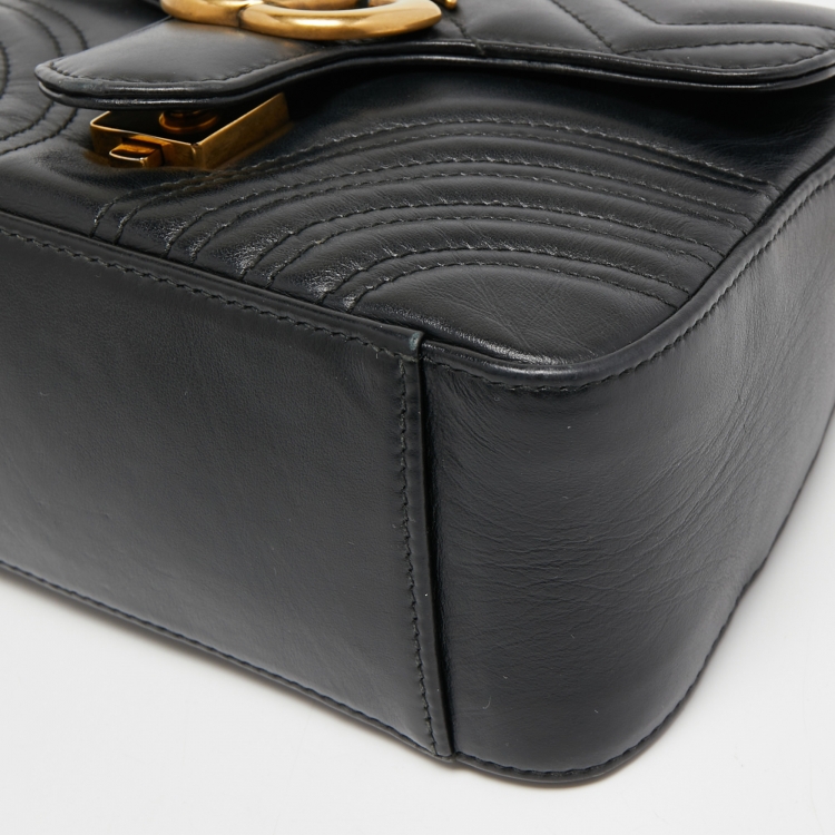 Pre Owned Gucci Black Matelassé Leather Mini GG Marmont Top Handle Bag