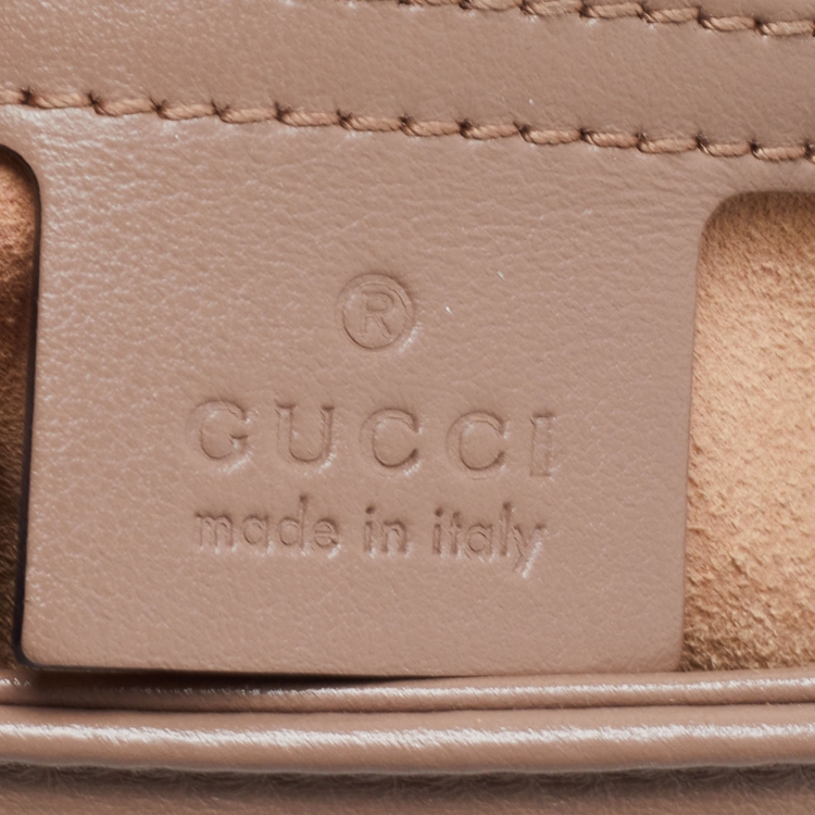 Pre Owned Gucci Beige Matelasse Leather Small GG Marmont Top Handle Bag