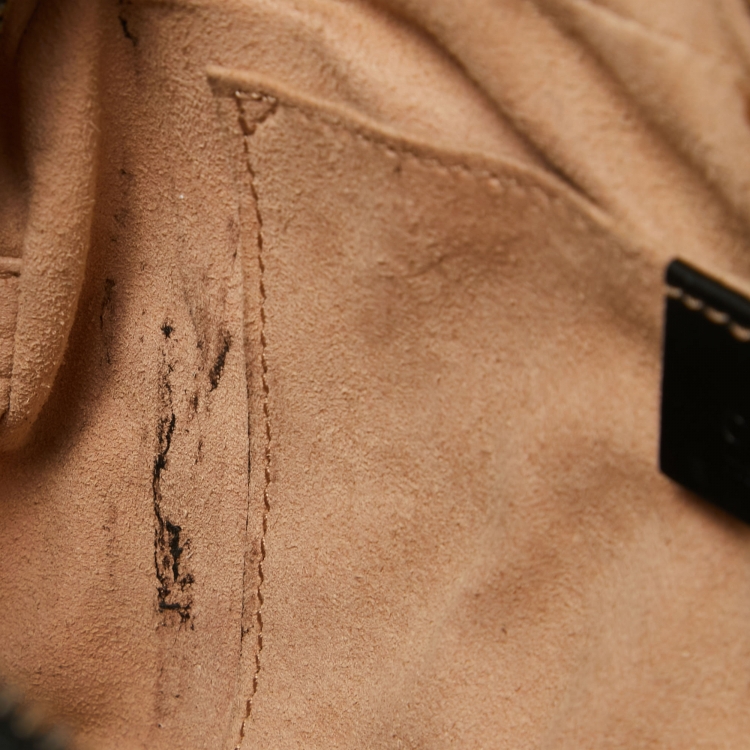 Pre Owned Gucci Black Matelasse Leather Small GG Marmont Shoulder Bag