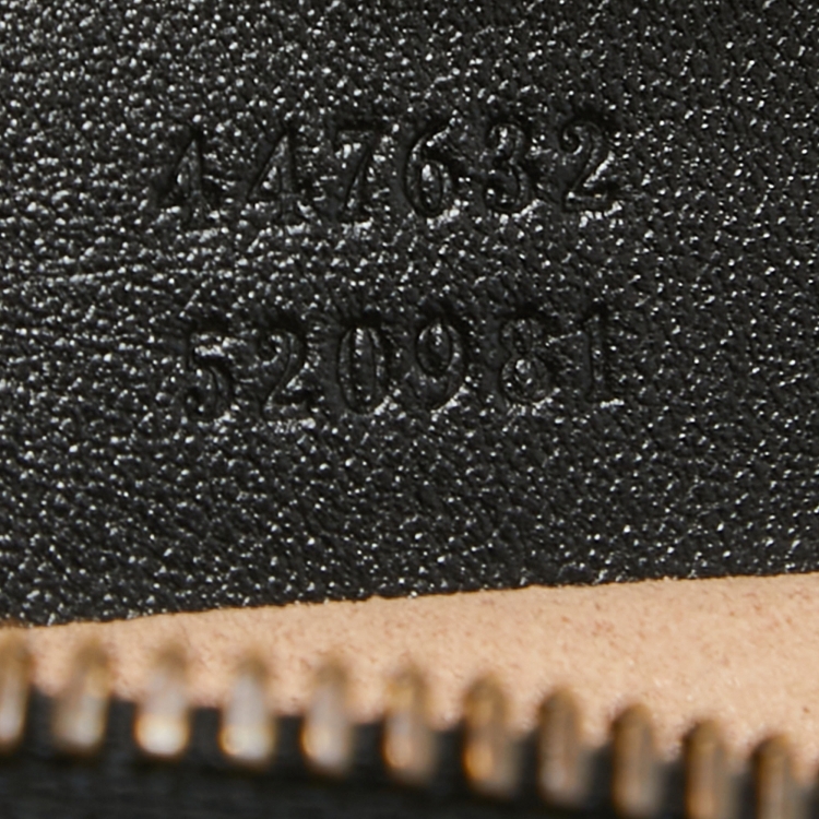 Pre Owned Gucci Black Matelasse Leather Small GG Marmont Shoulder Bag