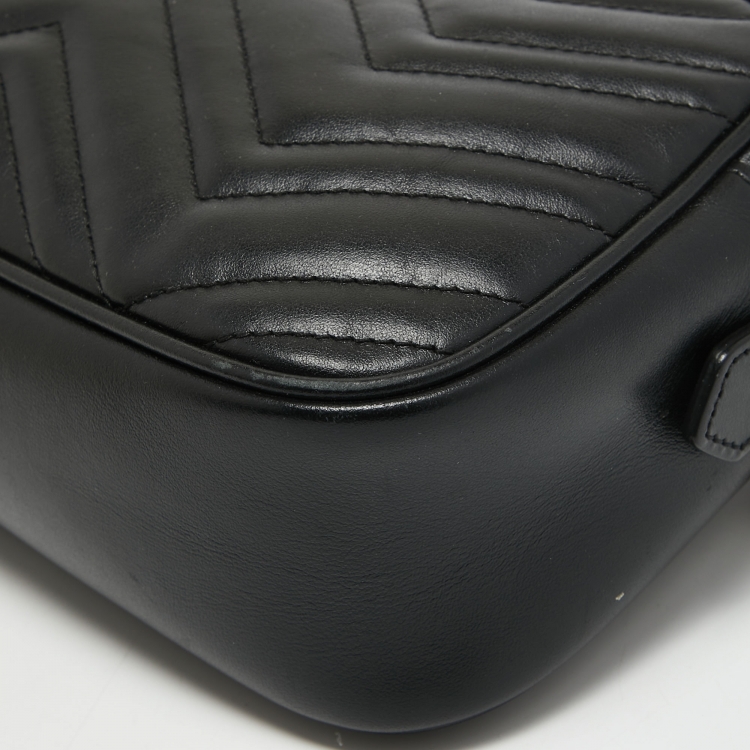 Pre Owned Gucci Black Matelasse Leather Small GG Marmont Shoulder Bag