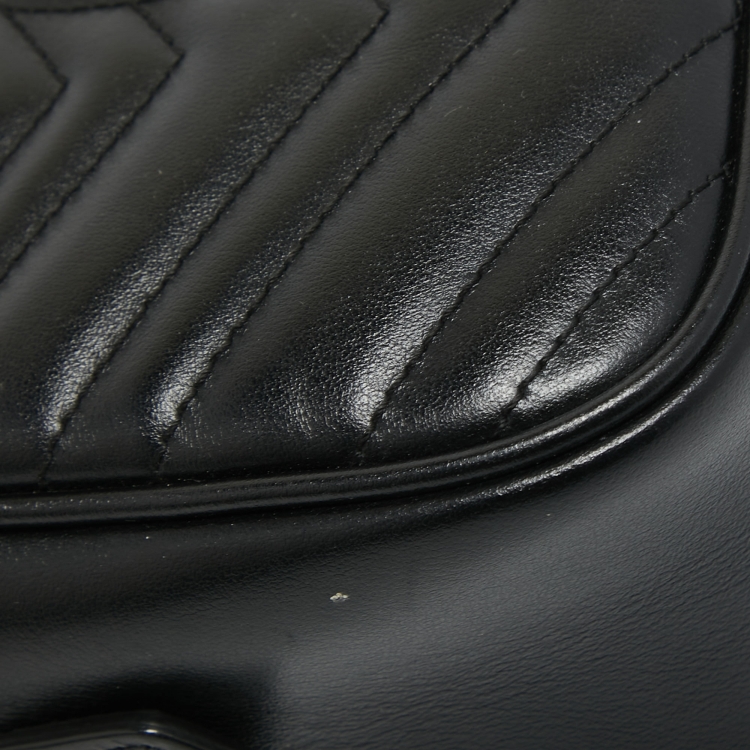 Pre Owned Gucci Black Matelasse Leather Small GG Marmont Shoulder Bag