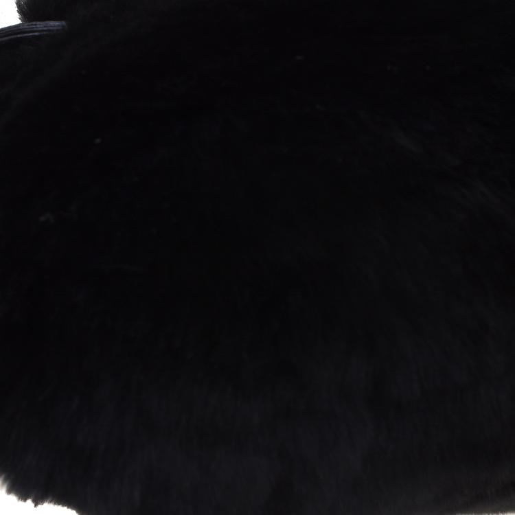 Pre Owned Gucci Black Fur Lizard Trim Crystal Embellished Wristlet Clutch