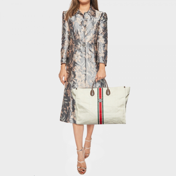 Pre Owned Gucci Beige/Brown Canvas and Leather Web Shopper Tote