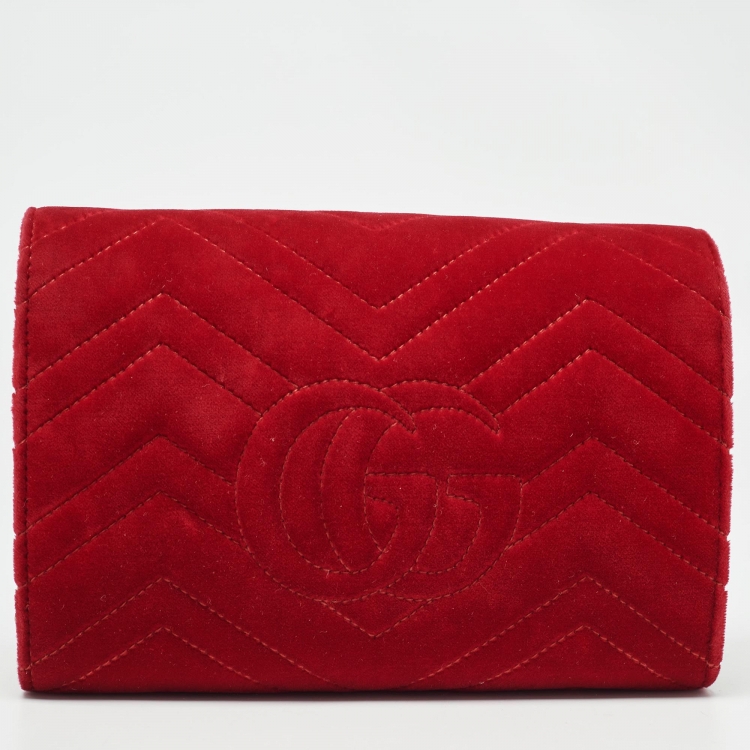 Pre Owned Gucci Red Matelassé Velvet GG Marmont Wallet on Chain