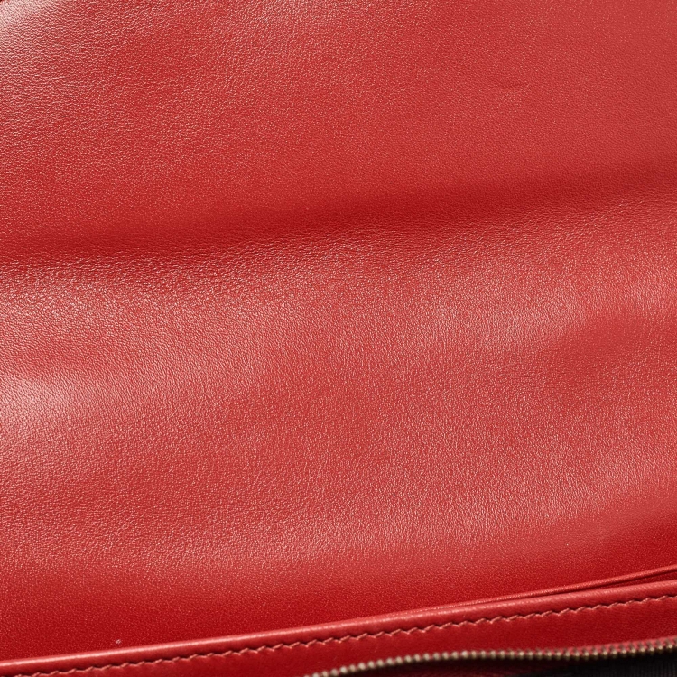 Pre Owned Gucci Red Matelassé Velvet GG Marmont Wallet on Chain