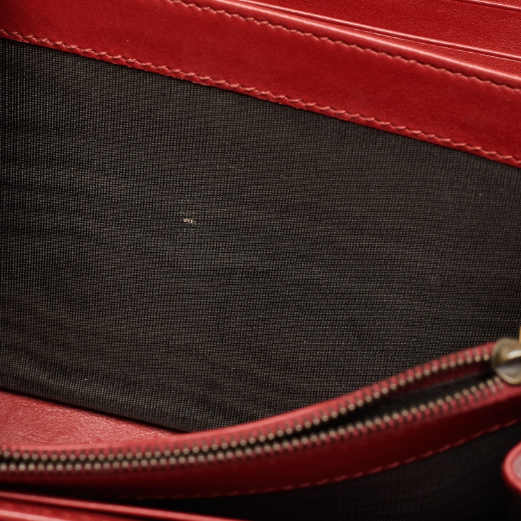 Pre Owned Gucci Red Matelassé Velvet GG Marmont Wallet on Chain
