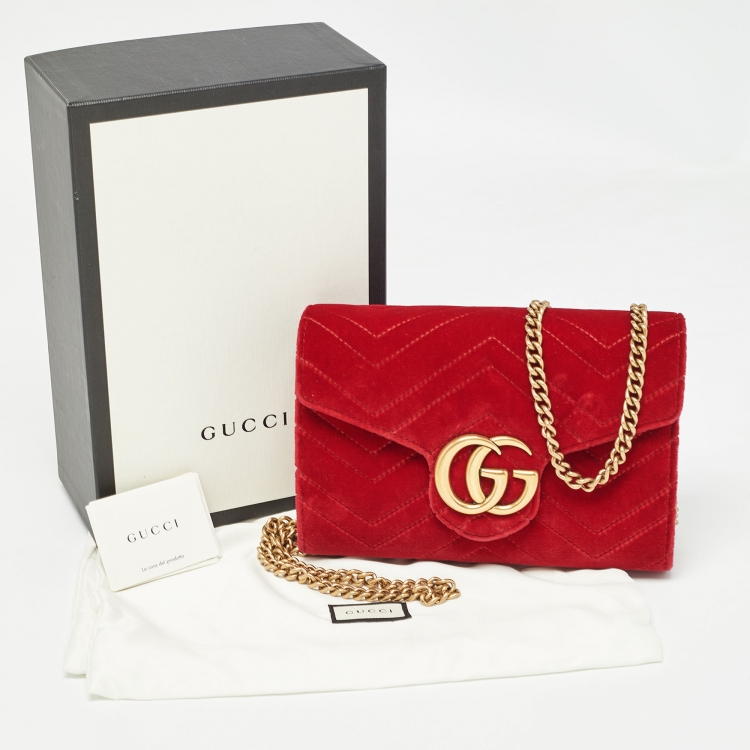 Pre Owned Gucci Red Matelassé Velvet GG Marmont Wallet on Chain