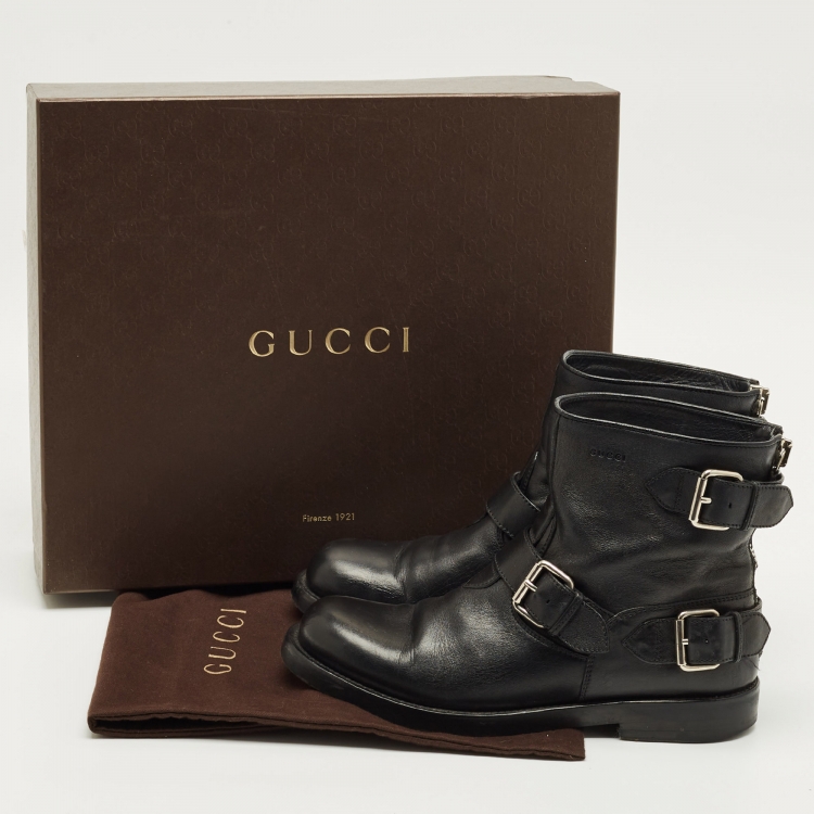 Pre Owned Gucci Size 38 Black Leather Dubble Buckle strap Combat Boots