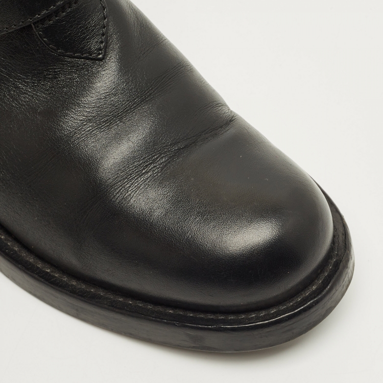 Pre Owned Gucci Size 38 Black Leather Dubble Buckle strap Combat Boots