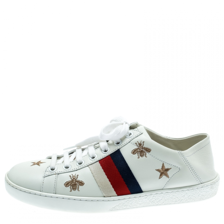 camouflage Betekenisvol Centraliseren Gucci White Leather Ace Bees and Stars Embroidered Lace Up Sneakers Size 36  Gucci | TLC