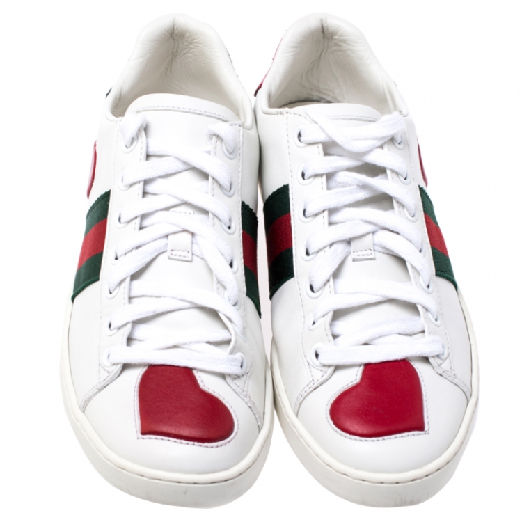 مملوكة مسبقًا Gucci White Leather Ace Web Heart Detail Lace Up Sneaker Size 35.5