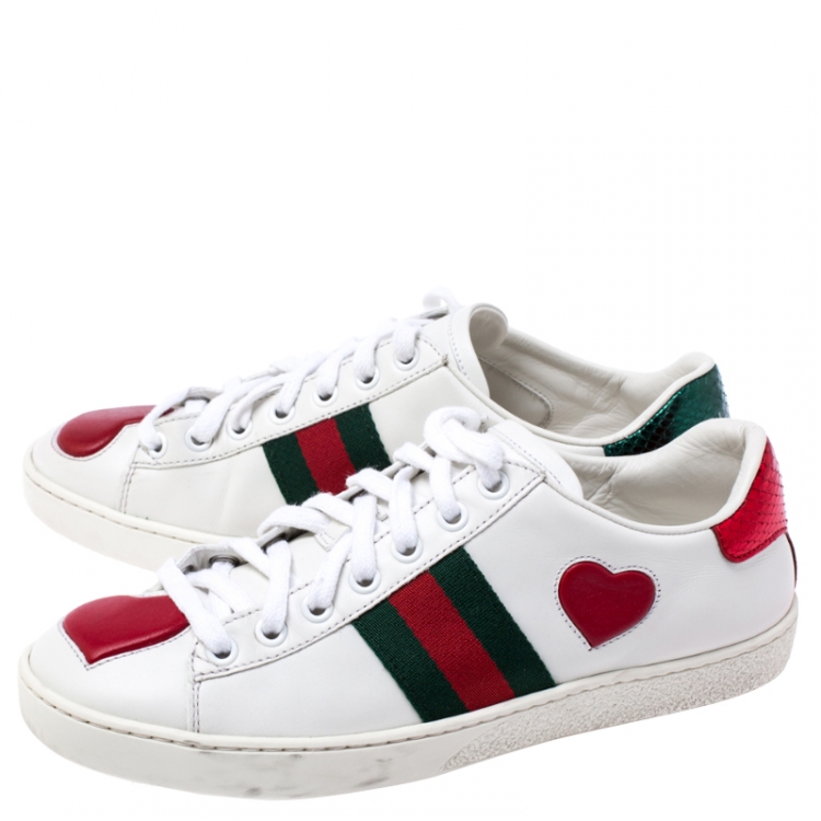 مملوكة مسبقًا Gucci White Leather Ace Web Heart Detail Lace Up Sneaker Size 35.5