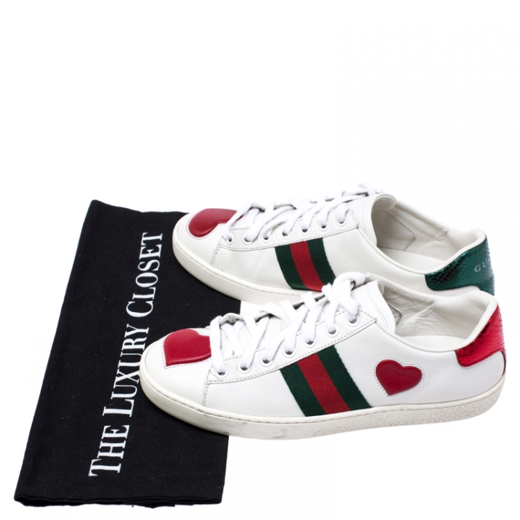 مملوكة مسبقًا Gucci White Leather Ace Web Heart Detail Lace Up Sneaker Size 35.5