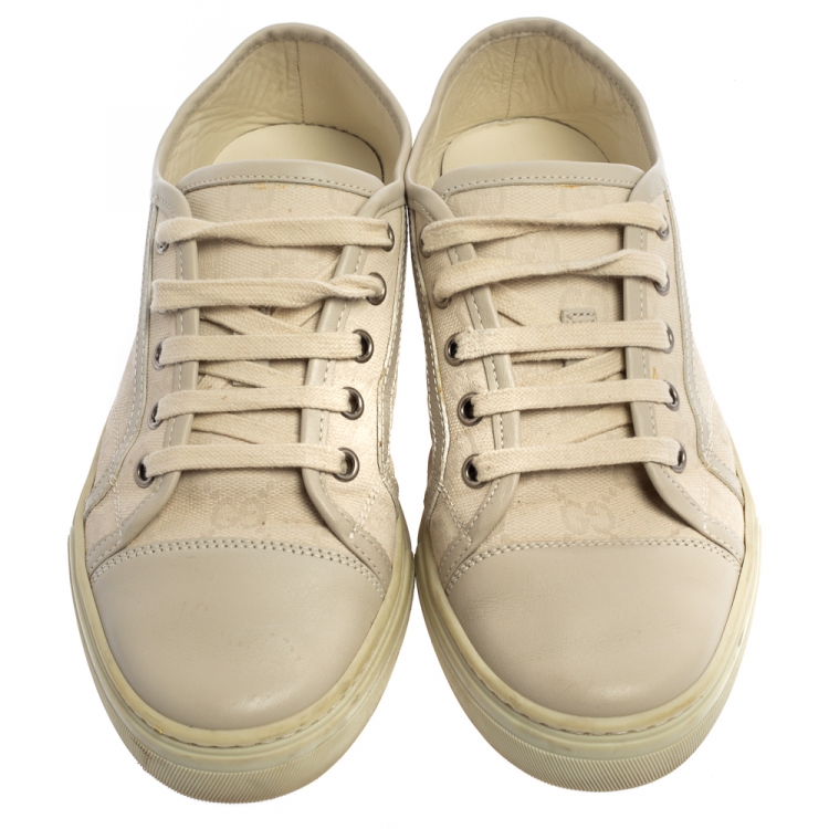 مملوكة مسبقًا Gucci Light Grey GG Canvas And Leather Lace Low Top Sneakers Size 38