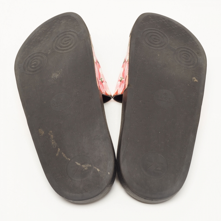 Pre Owned Gucci Brown/Beige GG Bloom Print Supreme Canvas Flat Slides Size 37
