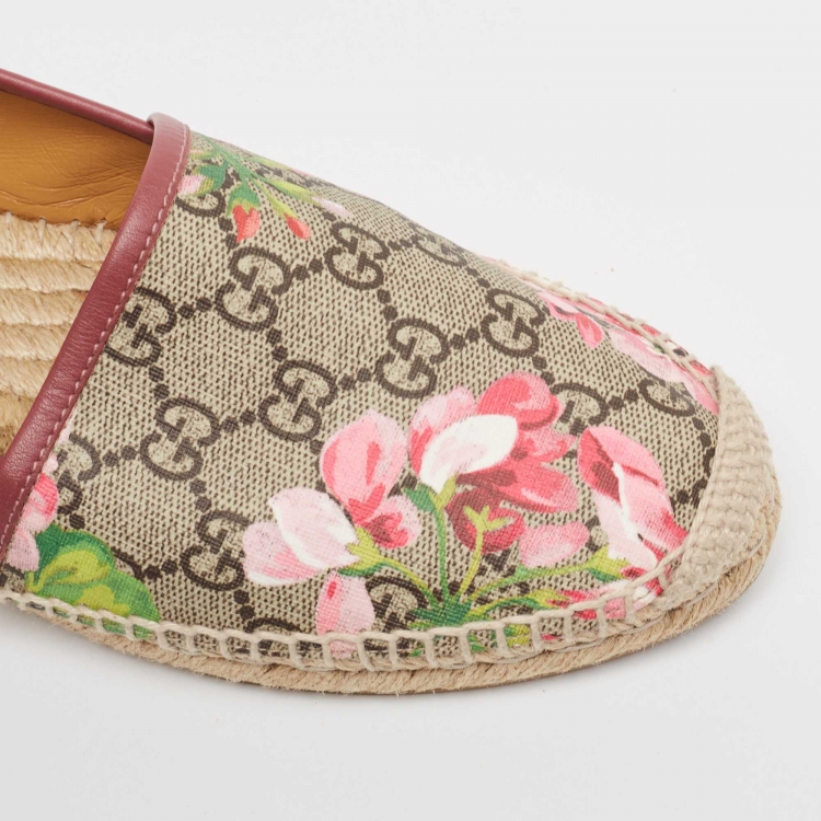 Pre Owned Gucci Beige/Brown GG Blooms Print Supreme Canvas Espadrille Flats Size 42
