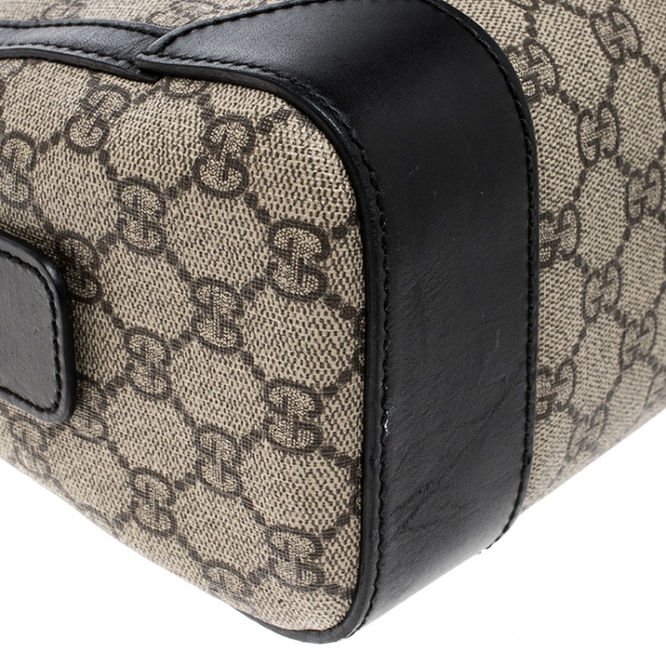 Pre Owned Gucci Beige/Black GG Supreme Canvas Toiletry Case