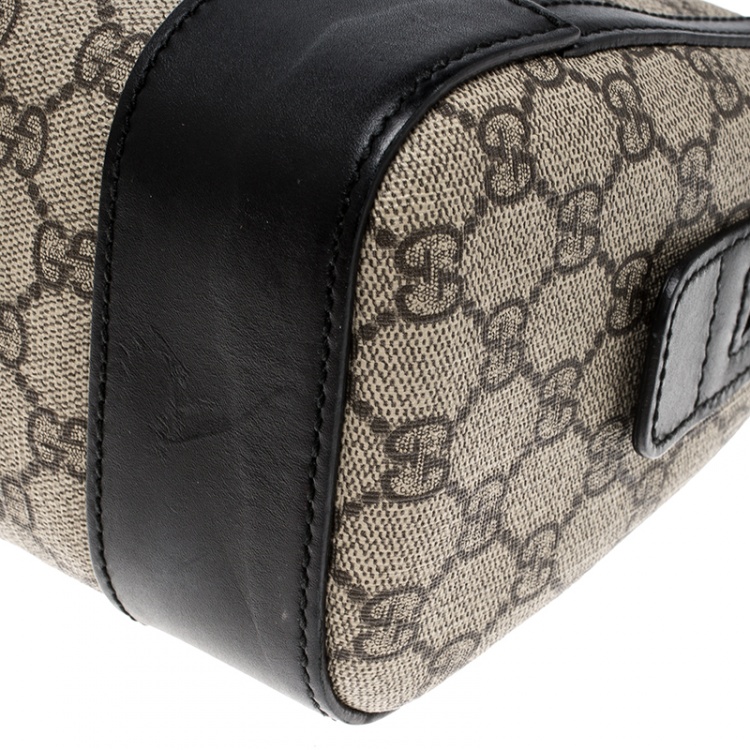 Pre Owned Gucci Beige/Black GG Supreme Canvas Toiletry Case