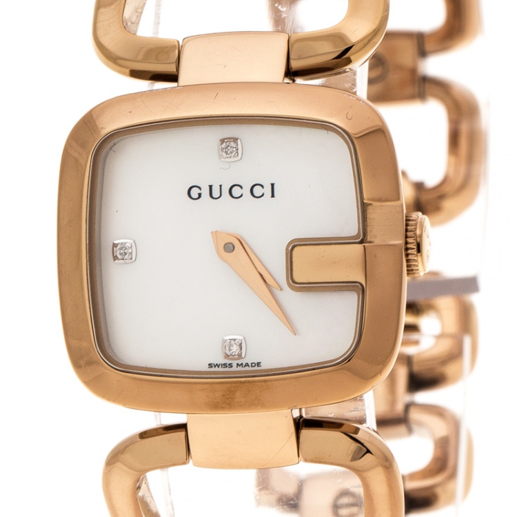 Pre Owned Gucci White Mother of Pearl Rose Gold Plated Steel G Series 125.5 Women's Wristwatch 24 mm