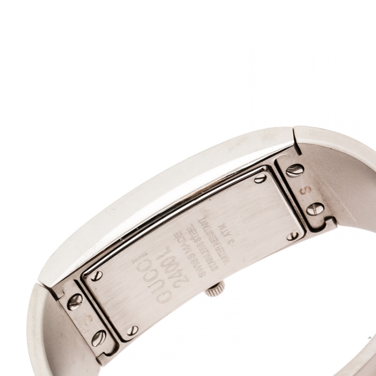 Pre Owned Gucci Silver Stainless Steel Vintage 2400L Women's Wristwatch 22 mm