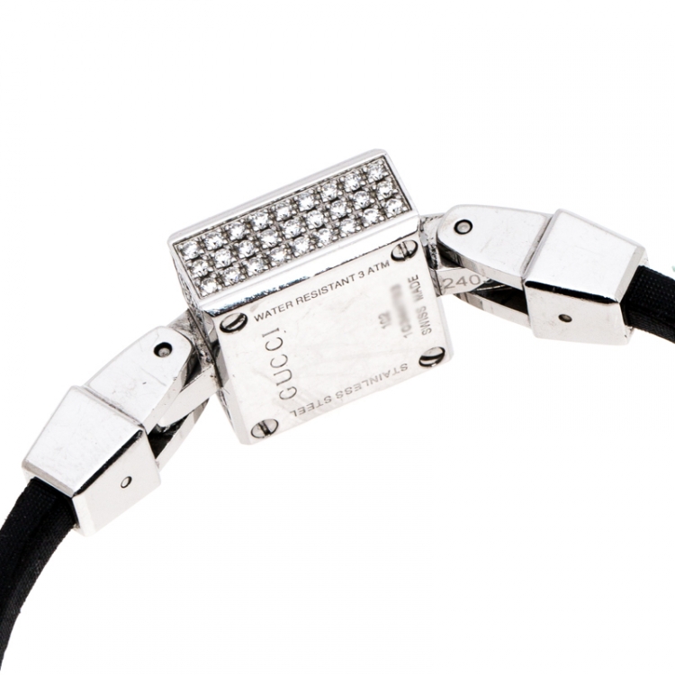 Pre Owned Gucci Silver Stainless Steel Diamonds 102 Women's Wristwatch 14 mm