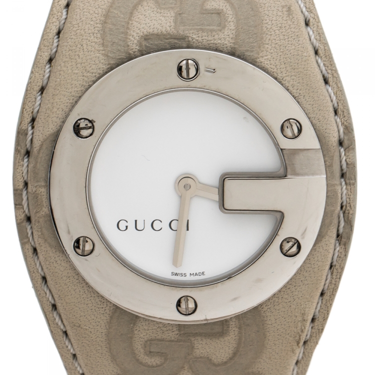 Pre Owned Gucci White Stainless Steel Leather G-Bandeau 104 Women's Wristwatch 31 mm