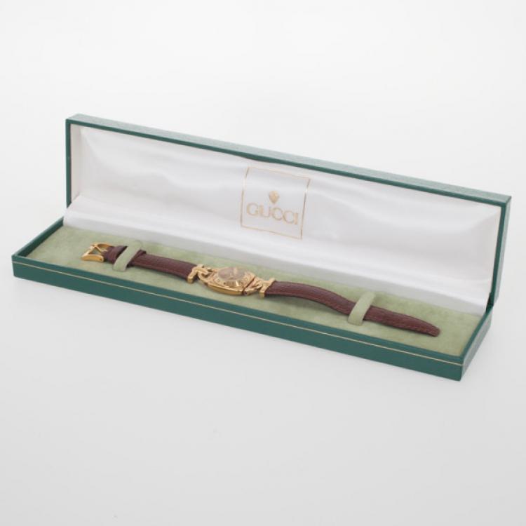 مملوكة مسبقًا Gucci 6300L Gold Plated Leather Womens Wristwatch 21 MM