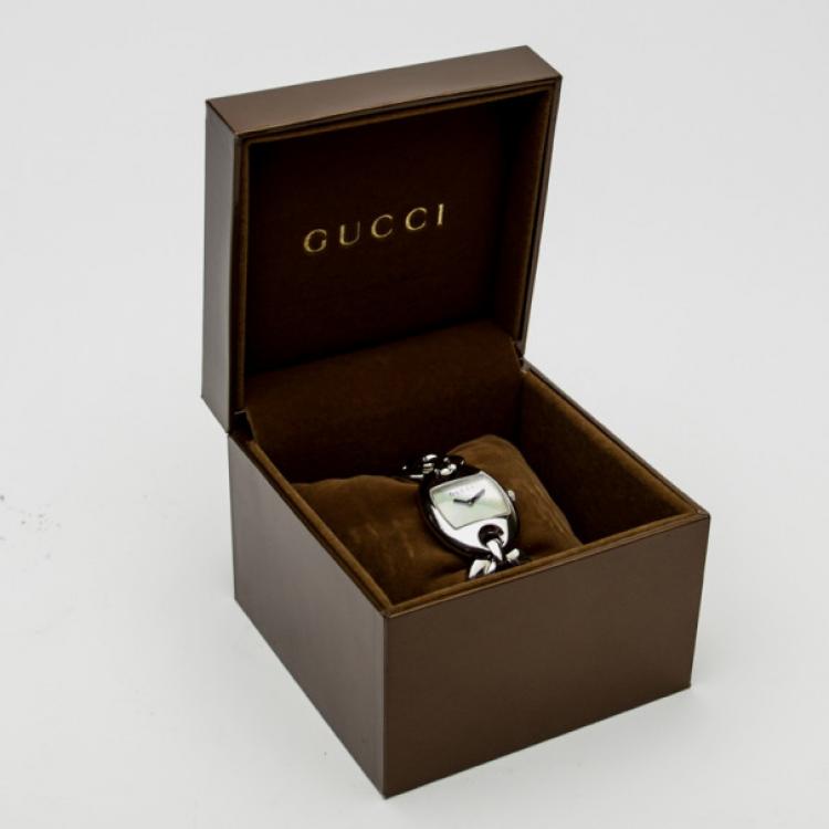 Pre Owned Gucci 121.5 MOP Stainless Steel Ladies Wristwatch 32 MM
