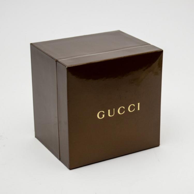 Pre Owned Gucci 121.5 MOP Stainless Steel Ladies Wristwatch 32 MM