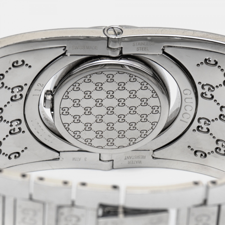 Pre Owned Gucci White Mother Of Pearl Diamond Stainless Steel Twirl Women's Wristwatch 23 mm