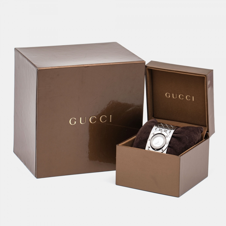 Pre Owned Gucci White Mother Of Pearl Diamond Stainless Steel Twirl Women's Wristwatch 23 mm