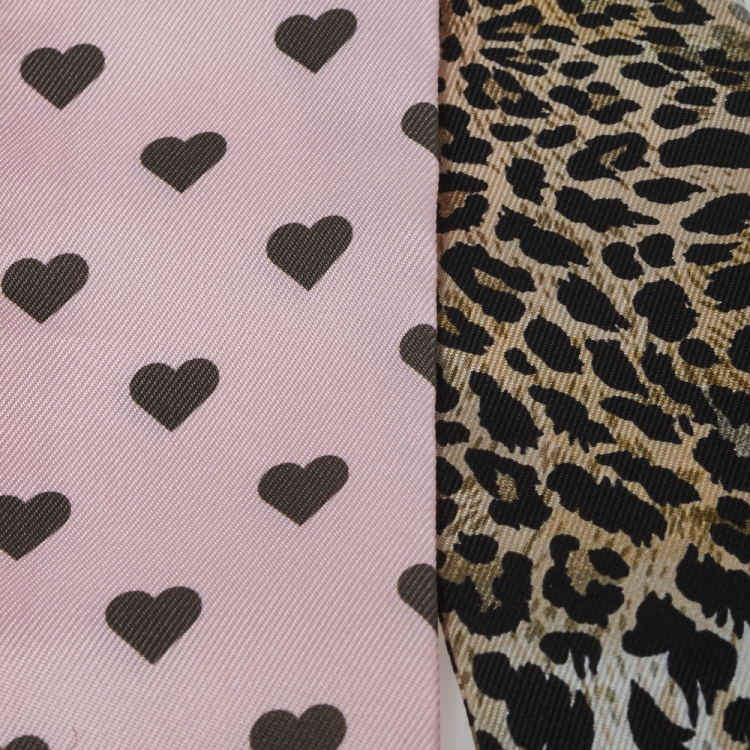 Pre Owned Hermes Rose Pale Jungle Love Love Silk Twilly 