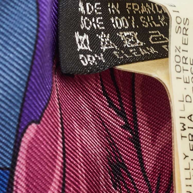Pre Owned Hermès Blue/Violet Cavalleria d'Etriers Silk Twilly