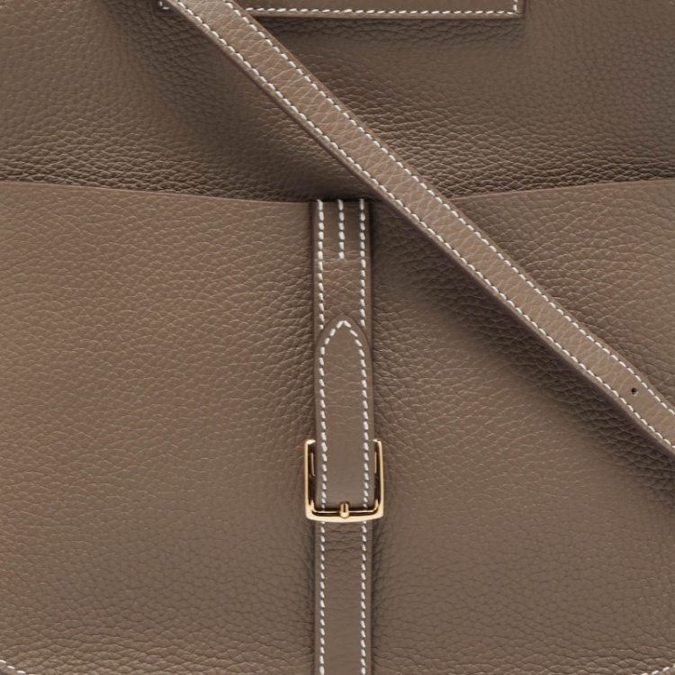 Pre Owned Hermès Etoupe Taurillon Clemence Leather Gold Finish Halzan 25