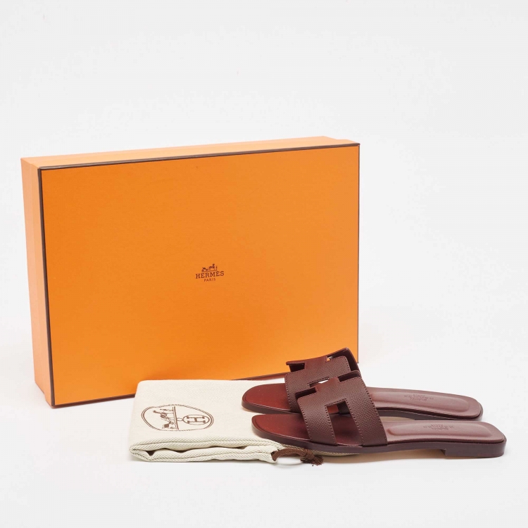Pre Owned Hermes Burgundy Leather Oran Flat Slides Size 36