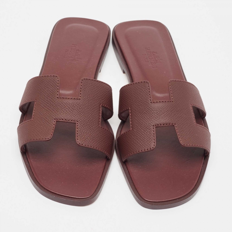 Pre Owned Hermes Burgundy Leather Oran Flat Slides Size 36