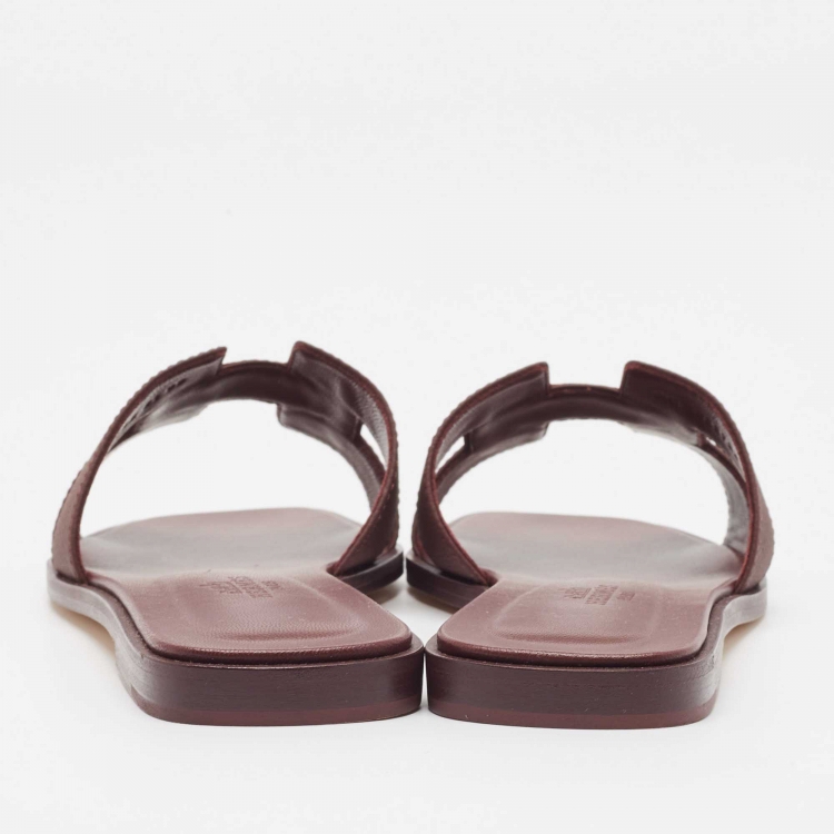 Pre Owned Hermes Burgundy Leather Oran Flat Slides Size 36