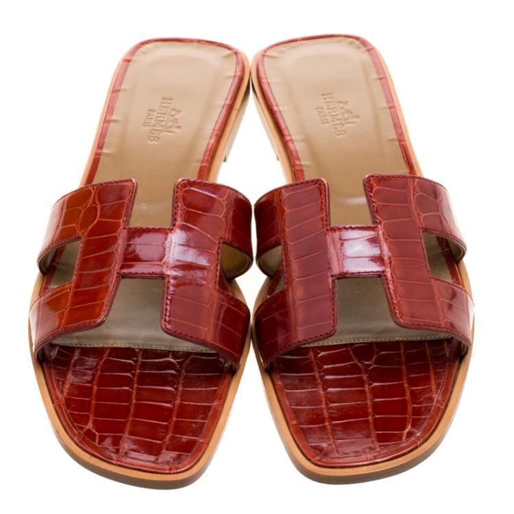 Hermes Brown Croc Leather Oran Flat 