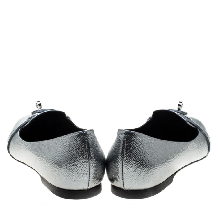 Pre Owned Hermes Metallic Silver Leather Pegase Mini Kelly Buckle Ballet Flats Size 38