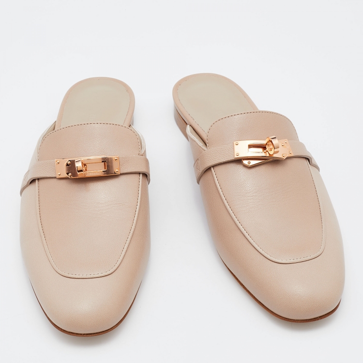 Pre Owned Hermes Beige Leather Oz Flat Mules Size 38