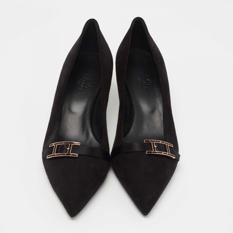Pre Owned Hermes Black Suede Blush Pumps Size 39