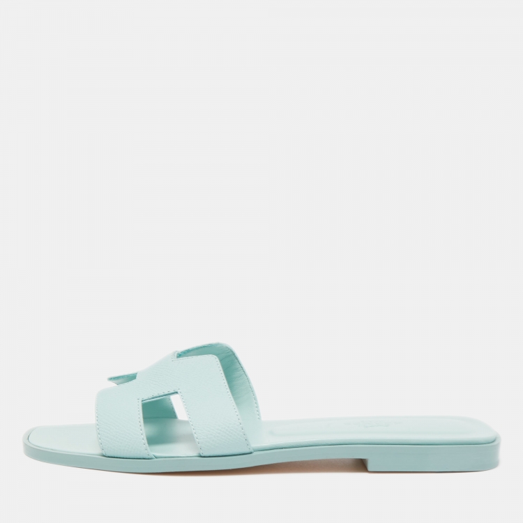 Pre Owned Hermes Light Blue Leather Oran Flat Slides Size 38