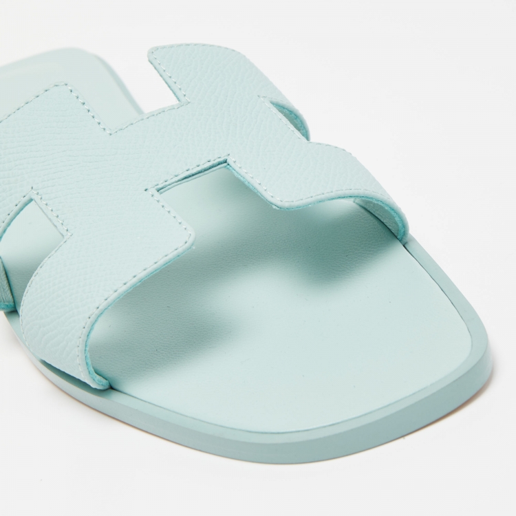 Pre Owned Hermes Light Blue Leather Oran Flat Slides Size 38