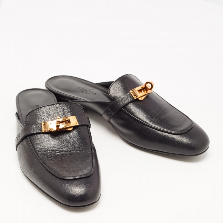 Pre Owned Hermes Black Leather Oz Flat Mules Size 38
