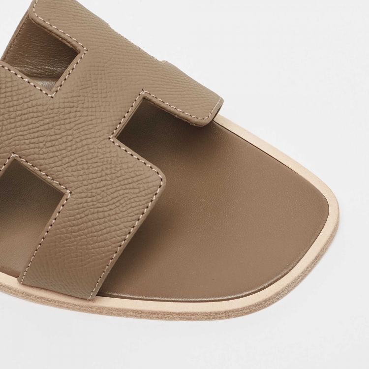 Pre Owned Hermes Brown Leather Oran  Sandals Size 40