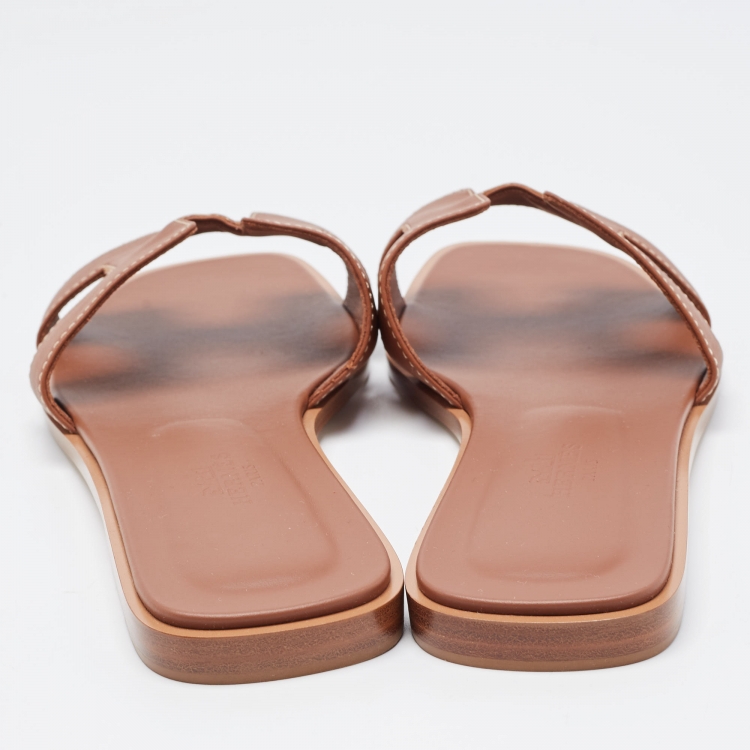 Pre Owned Hermes Brown Leather Oran Sandals Size 36.5