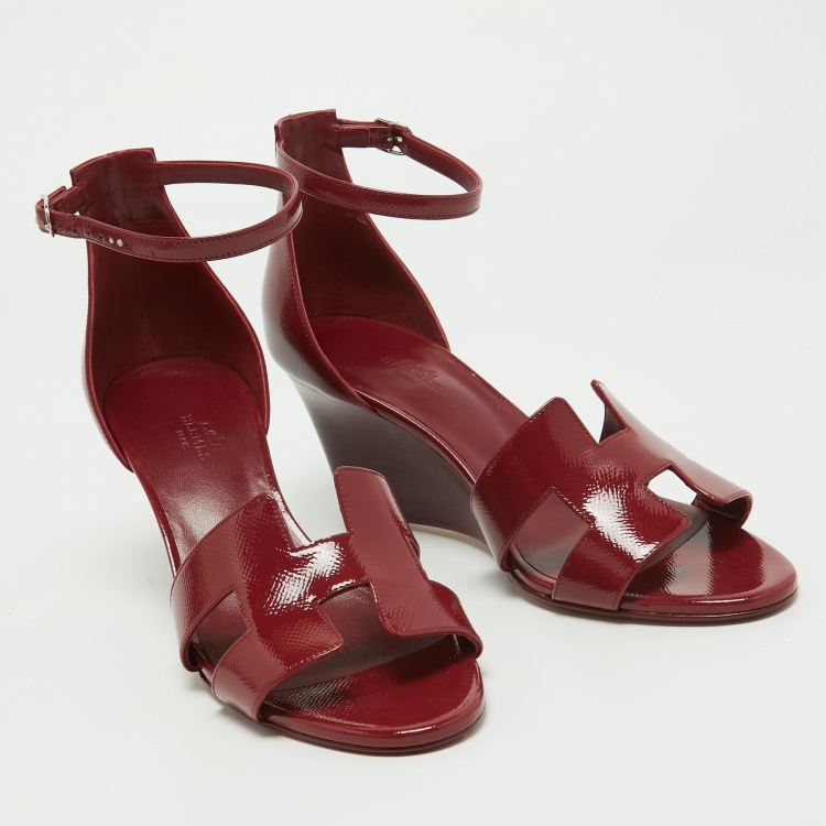 Pre Owned Hermes Burgundy Patent Leather Legend Wedge Sandals Size 40.5
