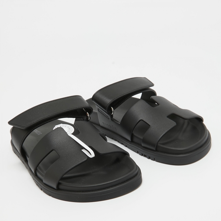 Pre Owned Hermes Black Leather Chypre Sandals 36